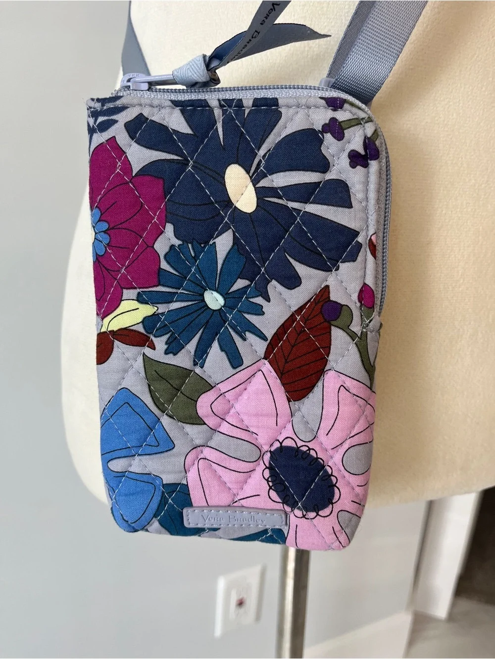 Vera Bradley periwinkle color